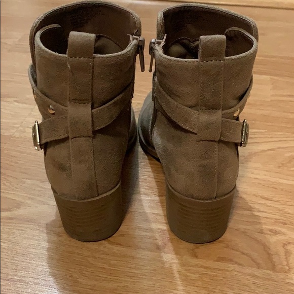 Girls tan booties - Picture 3 of 7